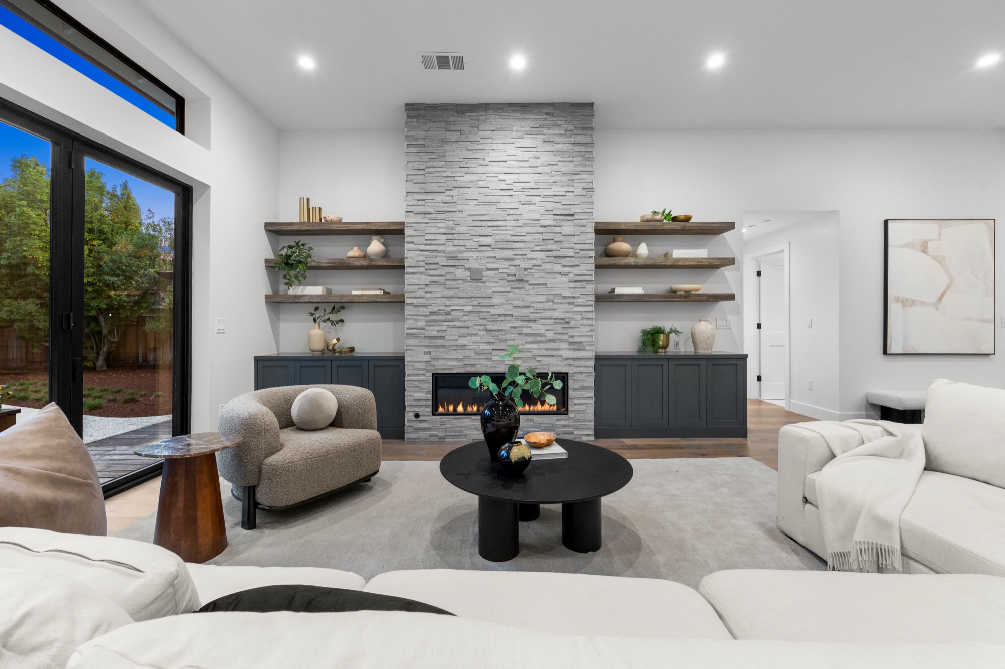 Living room, 431 Casita Ct, Los Altos